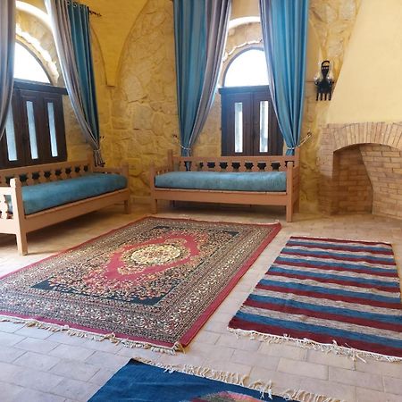 Villa 7 Al Fayyūm Eksteriør billede