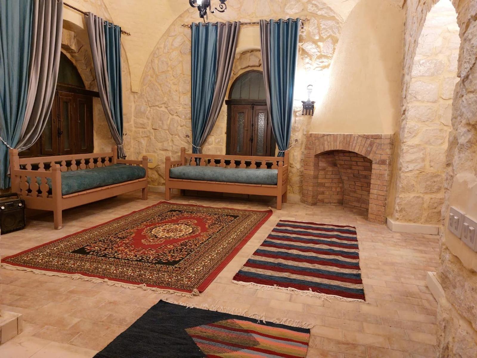 Villa 7 Al Fayyūm Eksteriør billede